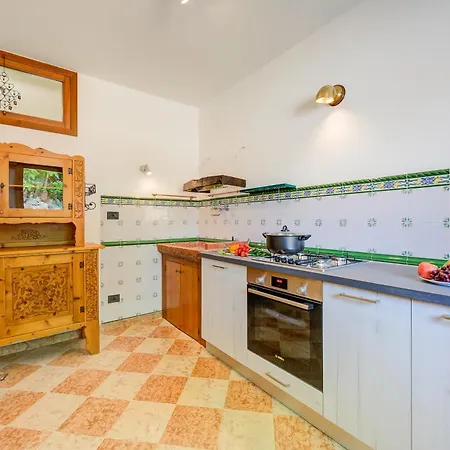 Feriehus Casa Mondragon In - Happy *