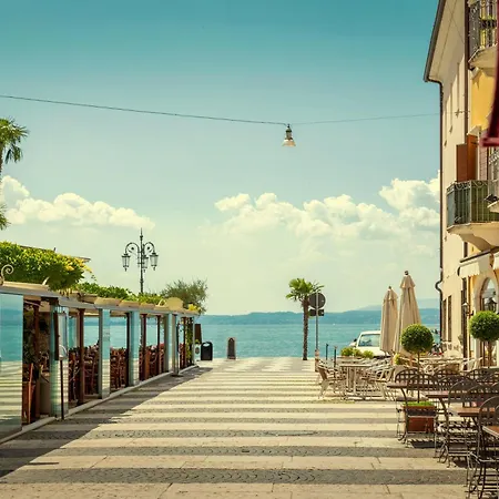 Casa Mondragon In - Happy * Lazise