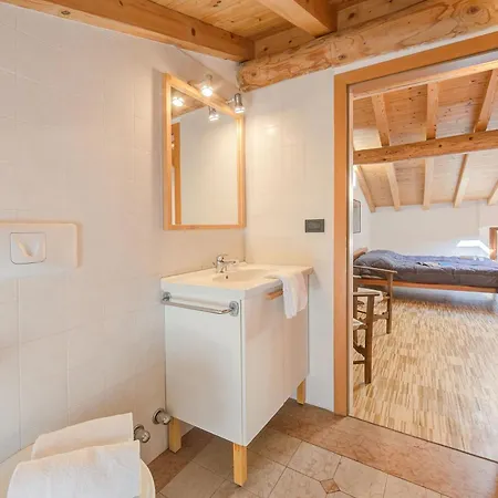 Casa Mondragon In - Happy