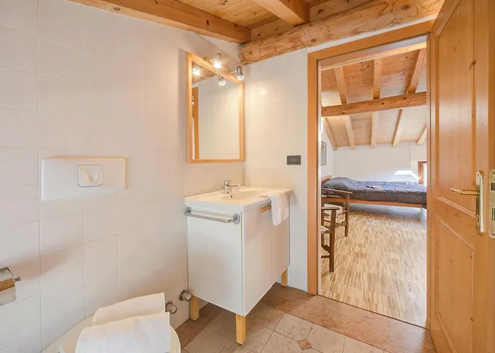 Casa Mondragon In - Happy